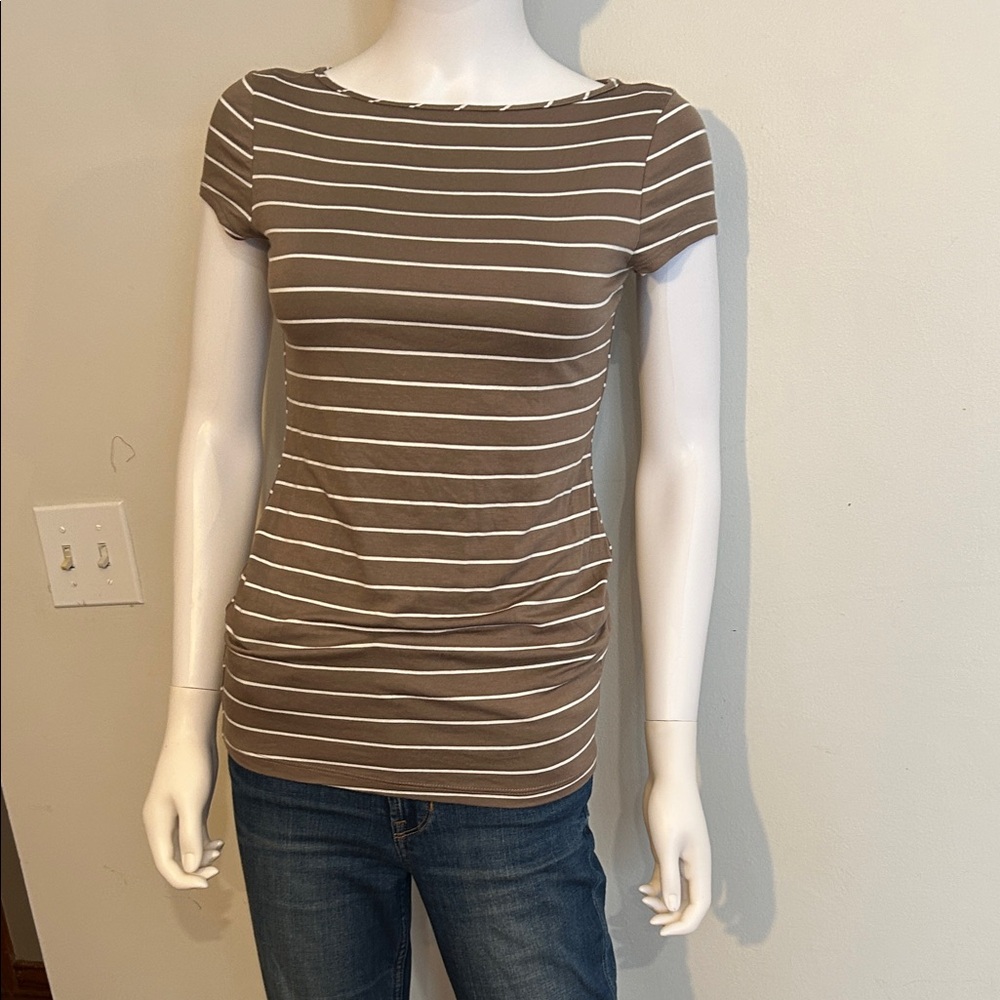 Green Envelope Striped Short Sleeve Top